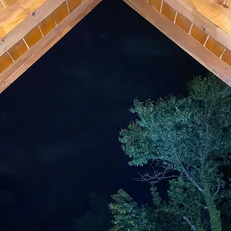 Prázdninový dům Doga Ile Basbasa Dag Evi Karadere
